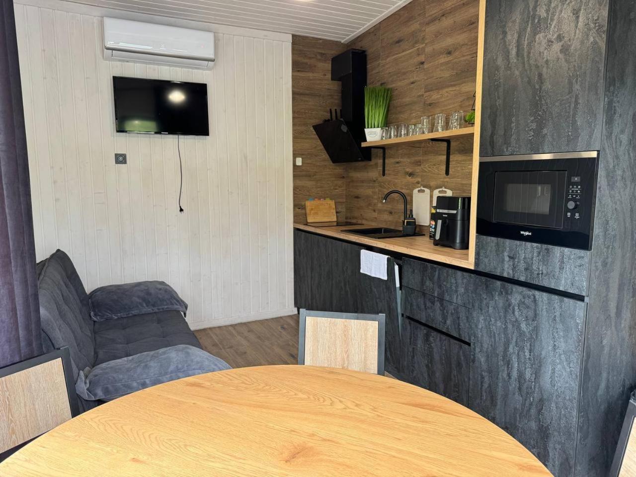 Tustan Apart Urych Exterior foto